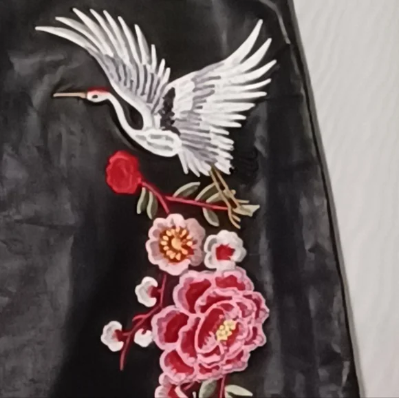 Forever 21 Women's Black Faux Leather Mini Skirt With Embroidered. L - Picture 2 of 11